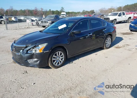 2015 Nissan Altima 2.5 S из США, поврежденный, VIN 1N4AL3AP4FC265607